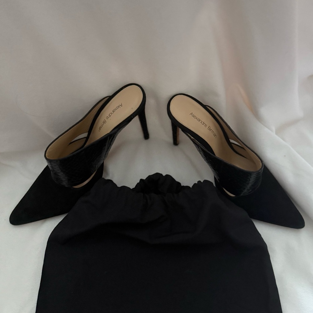Alexandre Birman Black Heels Sleek Minimalist Design
